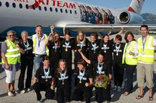 Ankunft der U18 Faustball-Weltmeisterinnen am Flughafen Salzburg, 01.08.2012, Foto: Manfred Lindorfer