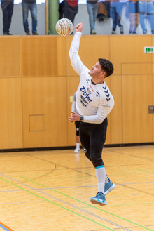 Vöcklabruck-Angreifer Karl Müllehner und sein Team nehmen Kurs auf das Finalturnier in Enns. (Foto: ÖFBB/Erwin Pils)