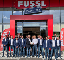 Das Faustball Team Austria der Männer wurde von Fussl mit einer schicken Ausgehkleidung ausgestattet.